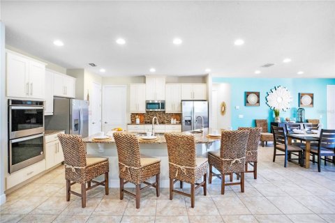 House in Kissimmee, Florida 11 bedrooms, 510.59 sq.m. № 2114519 - photo 8
