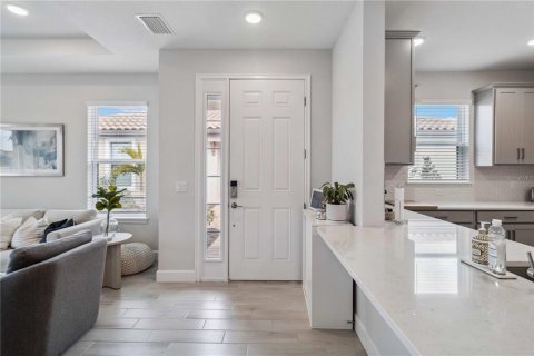 House in Bradenton, Florida 2 bedrooms, 144.74 sq.m. № 1531186 - photo 5