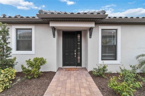 House in Bradenton, Florida 2 bedrooms, 144.74 sq.m. № 1531186 - photo 4