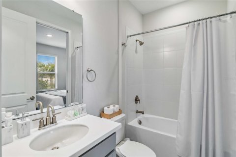 House in Bradenton, Florida 2 bedrooms, 144.74 sq.m. № 1531186 - photo 19