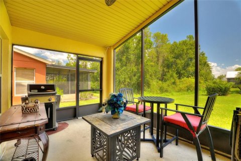 Villa ou maison à vendre à Kissimmee, Floride: 2 chambres, 140.47 m2 № 1877393 - photo 26