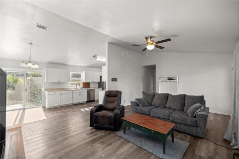 House in Ocala, Florida 3 bedrooms, 121.33 sq.m. № 1725486 - photo 10