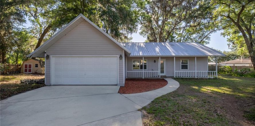 House in Ocala, Florida 3 bedrooms, 121.33 sq.m. № 1725486