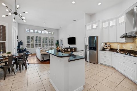 Villa ou maison à vendre à Lake Mary, Floride: 5 chambres, 256.69 m2 № 2421754 - photo 11