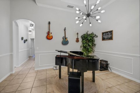 Villa ou maison à vendre à Lake Mary, Floride: 5 chambres, 256.69 m2 № 2421754 - photo 8
