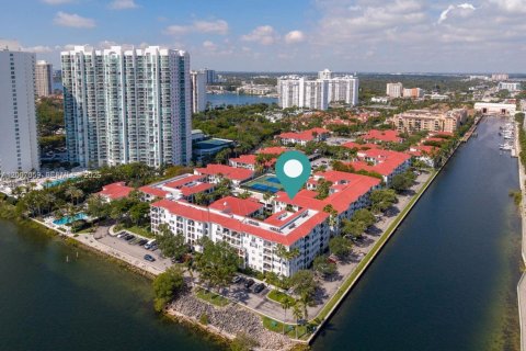 Condo in Aventura, Florida, 3 bedrooms  № 2071263