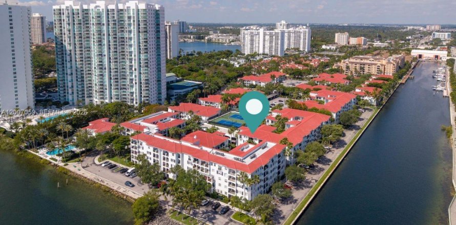 Condo in Aventura, Florida, 3 bedrooms № 2071263