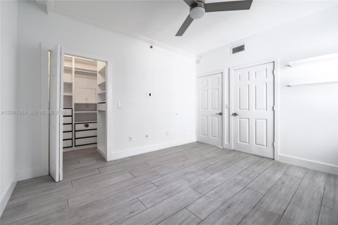 Condo in Aventura, Florida, 3 bedrooms № 2071263 - photo 23