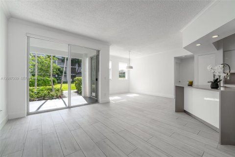 Condo in Aventura, Florida, 3 bedrooms № 2071263 - photo 22