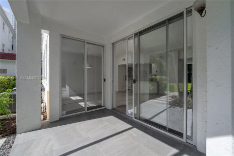 Condo in Aventura, Florida, 3 bedrooms № 2071263 - photo 8