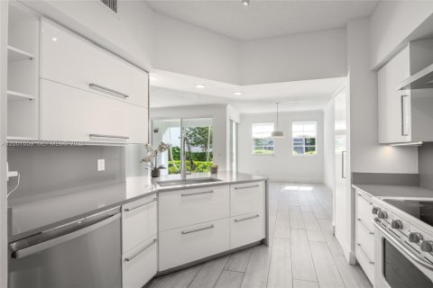 Condo in Aventura, Florida, 3 bedrooms № 2071263 - photo 14