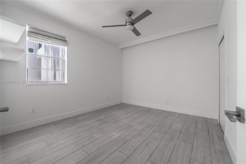 Condo in Aventura, Florida, 3 bedrooms № 2071263 - photo 25