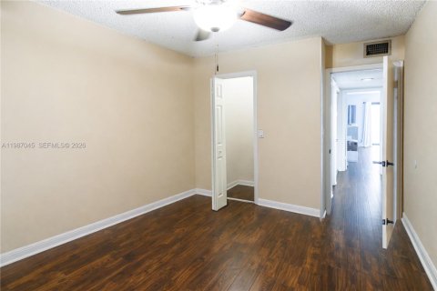 Adosado en alquiler en Pembroke Pines, Florida, 4 dormitorios, 150.13 m2 № 2048792 - foto 20