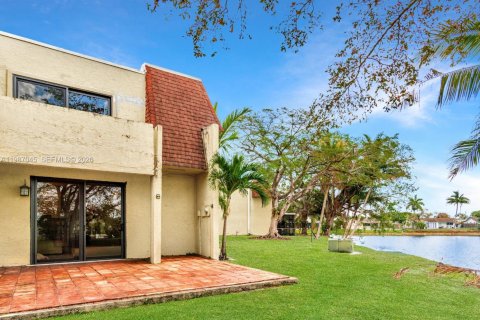 Adosado en alquiler en Pembroke Pines, Florida, 4 dormitorios, 150.13 m2 № 2048792 - foto 16