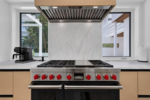 Casa en venta en Sarasota, Florida, 5 dormitorios, 449.74 m2 № 2312719 - foto 18