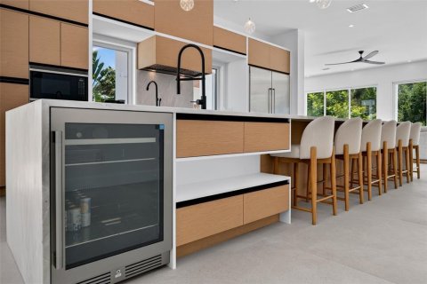 Casa en venta en Sarasota, Florida, 5 dormitorios, 449.74 m2 № 2312719 - foto 11