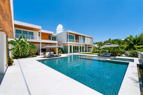 Casa en venta en Sarasota, Florida, 5 dormitorios, 449.74 m2 № 2312719 - foto 22
