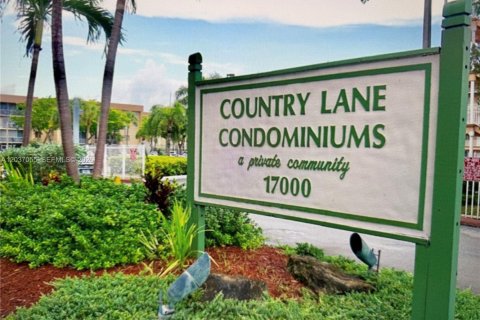 Condominio en Hialeah, Florida, 2 dormitorios  № 2153888