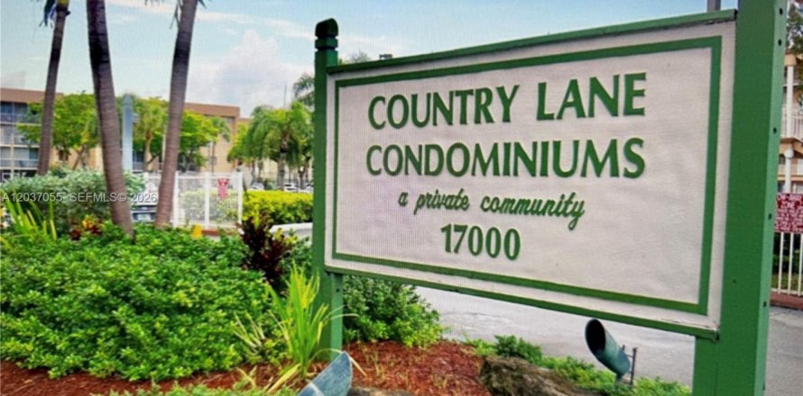 Condominio en Hialeah, Florida, 2 dormitorios  № 2153888