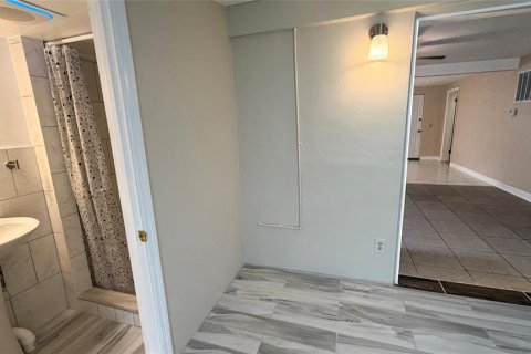 Villa ou maison à louer à New Port Richey, Floride: 3 chambres, 117.61 m2 № 2156638 - photo 21