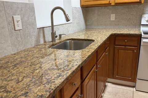 Villa ou maison à louer à New Port Richey, Floride: 3 chambres, 117.61 m2 № 2156638 - photo 7