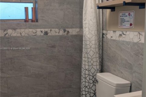 Adosado en venta en Miami Gardens, Florida, 2 dormitorios, 81.1 m2 № 1953785 - foto 22
