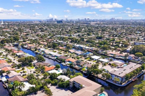 Casa en venta en Fort Lauderdale, Florida, 3 dormitorios, 156.82 m2 № 1970979 - foto 21