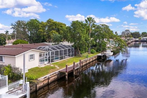 Casa en venta en Fort Lauderdale, Florida, 3 dormitorios, 156.82 m2 № 1970979 - foto 23