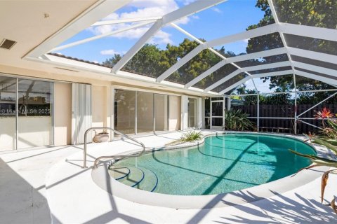 Casa en venta en Fort Lauderdale, Florida, 3 dormitorios, 156.82 m2 № 1970979 - foto 5