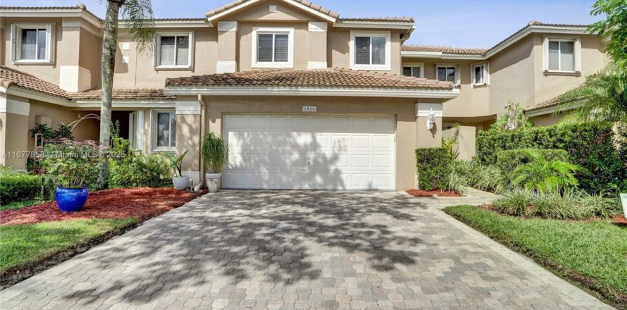 Touwnhouse à Pembroke Pines, Floride 3 chambres, 155.24 m2 № 1896177