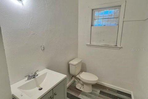 Commercial property in Saint Petersburg, Florida 190.64 sq.m. № 2377990 - photo 11