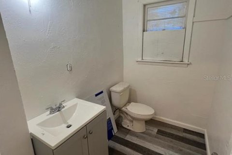 Commercial property in Saint Petersburg, Florida 190.64 sq.m. № 2377990 - photo 16