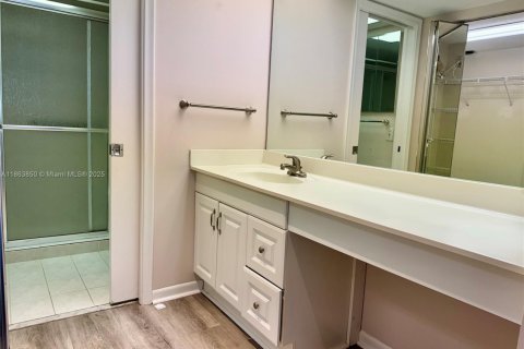 Condominio en alquiler en Coconut Creek, Florida, 2 dormitorios, 107.49 m2 № 1891726 - foto 12