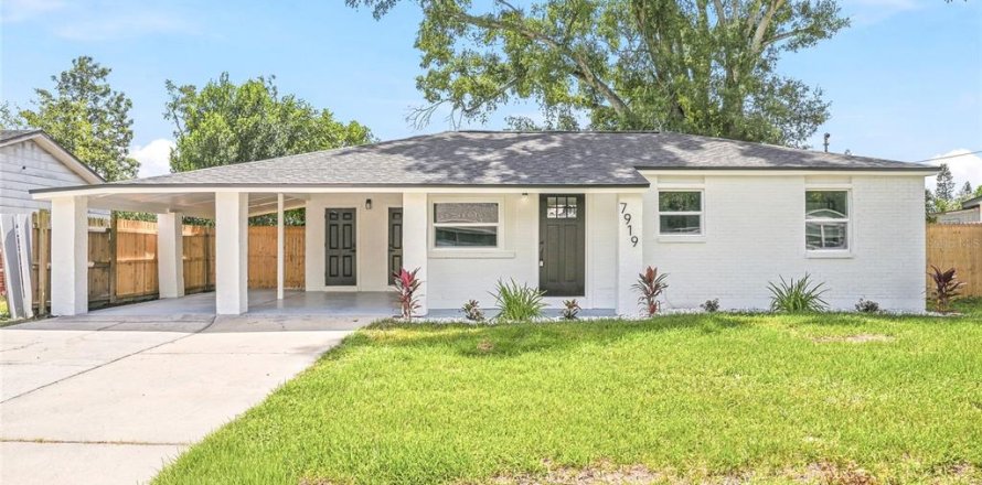 Villa ou maison à Tampa, Floride 3 chambres, 93.37 m2 № 2396816