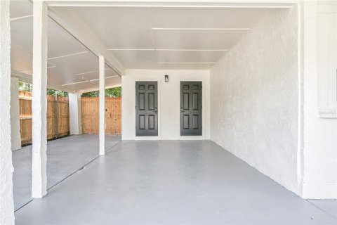 Villa ou maison à vendre à Tampa, Floride: 3 chambres, 93.37 m2 № 2396816 - photo 29