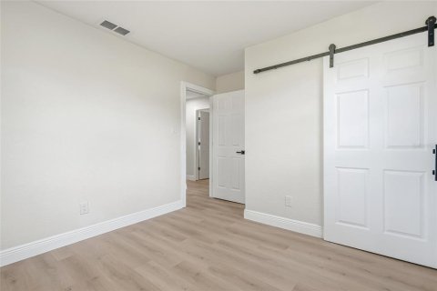 Villa ou maison à vendre à Tampa, Floride: 3 chambres, 93.37 m2 № 2396816 - photo 24