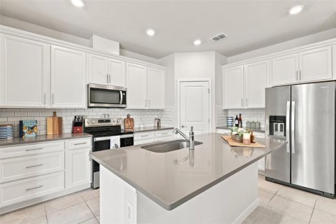 Villa ou maison à vendre à DeLand, Floride: 3 chambres, 153.29 m2 № 2308170 - photo 11