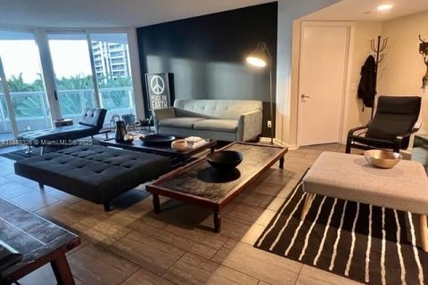 Copropriété à vendre à Aventura, Floride: 3 chambres, 164.9 m2 № 1942283 - photo 1