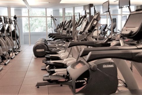 Condo in Aventura, Florida, 3 bedrooms № 1942283 - photo 23