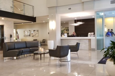Condo in Aventura, Florida, 3 bedrooms № 1942283 - photo 18