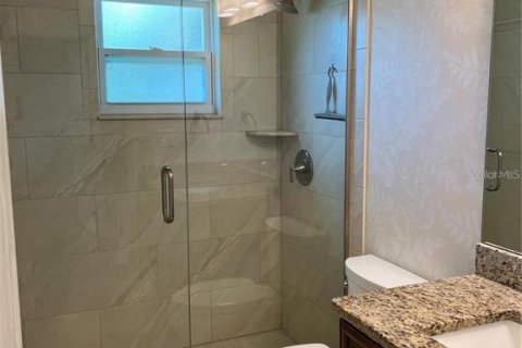 Villa ou maison à louer à Minneola, Floride: 3 chambres, 115.76 m2 № 2412755 - photo 24