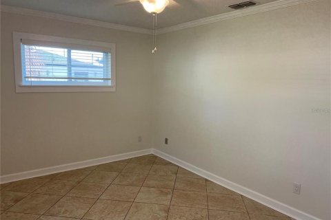 Villa ou maison à louer à Minneola, Floride: 3 chambres, 115.76 m2 № 2412755 - photo 20