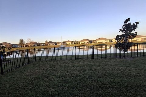 Casa en alquiler en Wesley Chapel, Florida, 3 dormitorios, 147.44 m2 № 2094543 - foto 8
