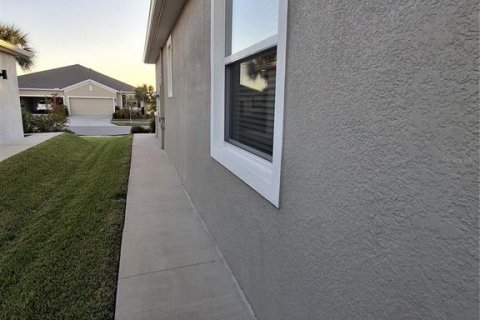 Casa en alquiler en Wesley Chapel, Florida, 3 dormitorios, 147.44 m2 № 2094543 - foto 4