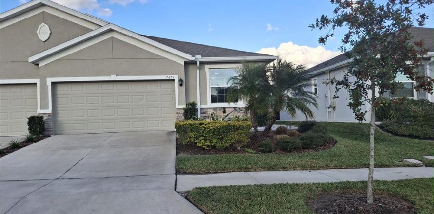 Casa en Wesley Chapel, Florida 3 dormitorios, 147.44 m2 № 2094543