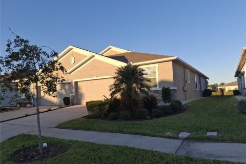 Casa en alquiler en Wesley Chapel, Florida, 3 dormitorios, 147.44 m2 № 2094543 - foto 2