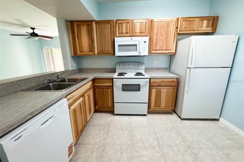 Condominio en alquiler en Riverview, Florida, 3 dormitorios, 106.93 m2 № 1909153 - foto 9