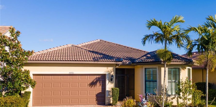 Casa en Venice, Florida 2 dormitorios, 167.22 m2 № 2155502
