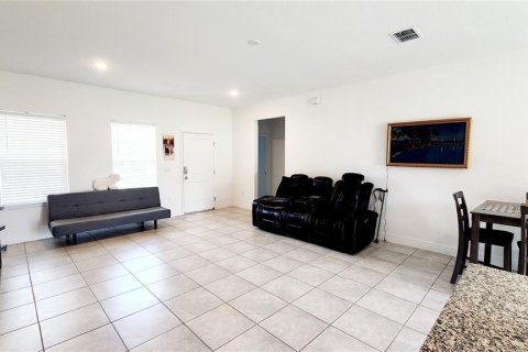 Casa en venta en Ocala, Florida, 4 dormitorios, 146.6 m2 № 1808675 - foto 6