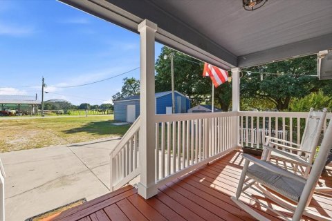 House in Polk City, Florida 4 bedrooms, 211.63 sq.m. № 2119377 - photo 4